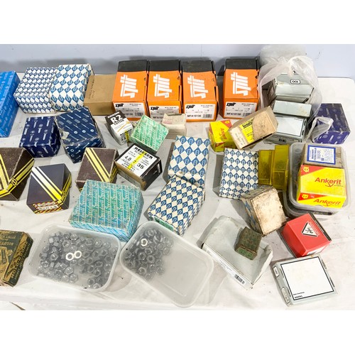 553 - LARGE QUANTITY OF FIXINGS, SCREWS  ETC