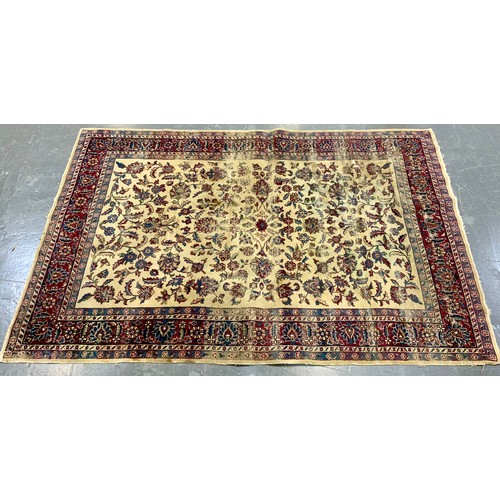 732 - SMALL GROUND RUG APPROX 133 X 198 CM