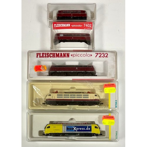 306 - CONTINENTAL N GAUGE LOCOMOTIVES, ALL PLASTIC BOXED, TRIX 12514 DB 103, 103132, TRIX 12771 DISPOLOK 1... 