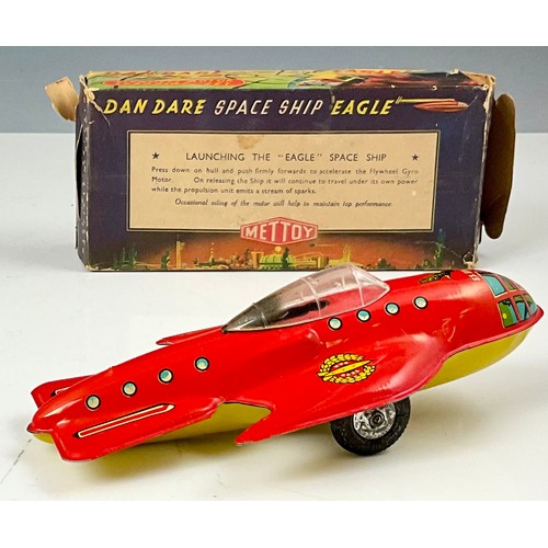 200 - METTOY DAN DARE SPACE SHIP 