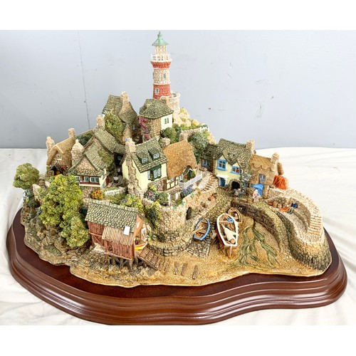 90 - BOXED LARGE LILLIPUT LANE  MODEL OUT OF THE STORM ON PLINTH