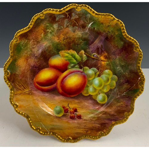 144 - 3 ROYAL WORCESTER CABINET PLATES ALL DECORATED WITH HAND PAINTED FRUITS & SIGNED INC  PRICE & SHUCK ... 