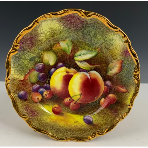 144 - 3 ROYAL WORCESTER CABINET PLATES ALL DECORATED WITH HAND PAINTED FRUITS & SIGNED INC  PRICE & SHUCK ... 