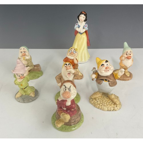 123 - ROYAL DOULTON SNOW WHITE & THE 7 DWARFS COLLECTION