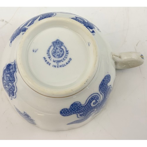 154 - VINTAGE ROYAL WORCESTER BLUE DRAGON TEAWARE