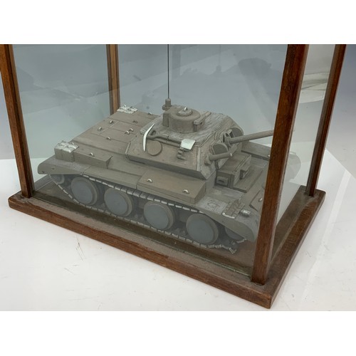 76 - SCRATCH BUILT TANK IN GLASS DISPLAY CASE. CASE MEASURES APPROX 40CM X 35CM X 25CM.