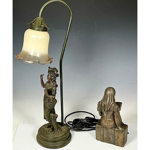 257 - MODERN STYLISED LAMP DEPICTING A VICTORIAN FLOWER GIRL T/W A BRONZED RESIN FIGURE OF GIRL SAT ON LUG... 