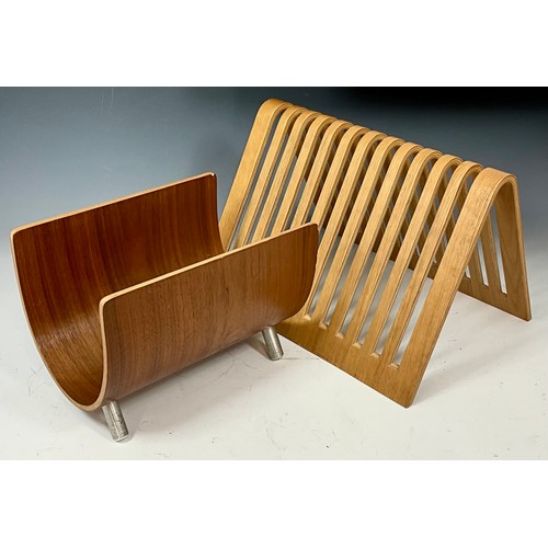 331 - SCANDINAVIAN STYLE BEND PLYWOOD RECORD RACK AND MAGAZINE RACK