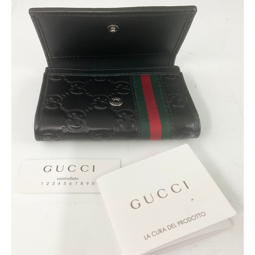 369 - GUCCI PURSE/ WALLET, NEW WITH GUCCI PRODUCT CARD