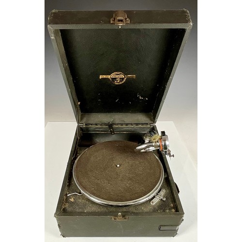 354 - COLUMBIA PORTABLE GRAMOPHONE