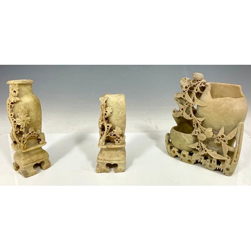 375 - MISC. CARVED ORIENTAL SOAP STONE A/F