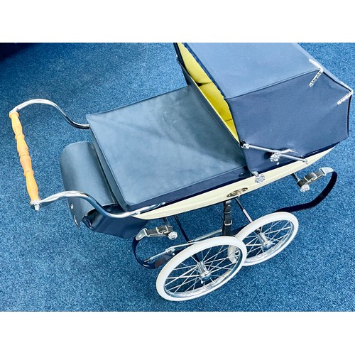 447 - SILVER CROSS PRAM