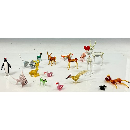 334 - COLLECTION OF MINIATURE MURANO AND PIRELLI COLOURED GLASS ANIMALS