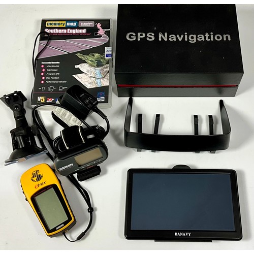 412 - GARMIN FORERUNNER 301 AND ETREX GPS T/W BANAVY SATNAV