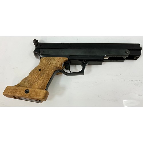 117 - GAMO COMPACT SINGLE STROKE PNEUMATIC TARGET PISTOL IN HARDCASE This product is not for sale to peopl... 