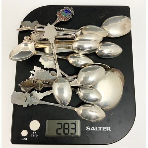 216 - LARGE QUANTITY OF HALLMARKED SILVER SPOONS 282g