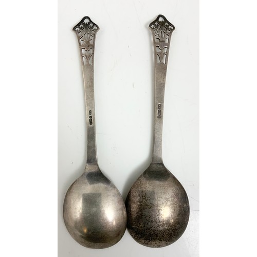 229 - PAIR OF HALLMARKED SILVER ART NOUVEAU SILVER SPOONS 123g