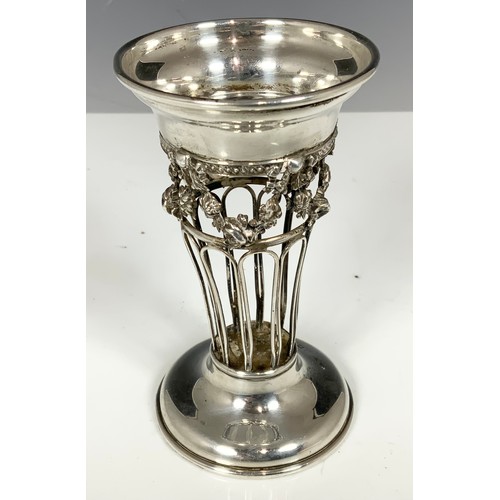 321 - PIERCED SILVER BUD VASE WITH FLORAL SWAG DECORATION, APPROX. 12 cm, 62.5 g