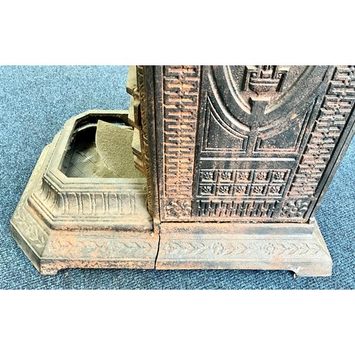 494 - HEAVY CAST IRON FIRE STOVE WOOD BURNER. SOME CRACKING TO BASE. 73cm HIGH