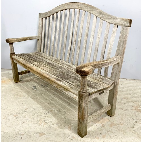 507 - GOOD QUALITY  TEAK SLATTED GARDEN BENCH  STUART GARDEN ARCHITURE  154cm LONG