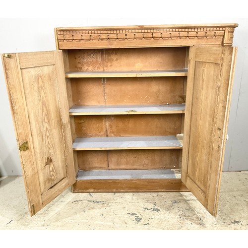 572 - PINE CUPBOARD WITH DOUBLE DOORS WIDTH 123cm , 127cm TALL