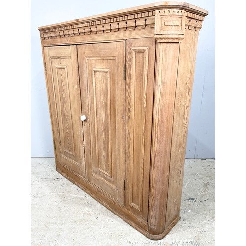 572 - PINE CUPBOARD WITH DOUBLE DOORS WIDTH 123cm , 127cm TALL