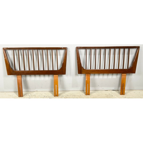 532 - PAIR OF STYLISH SINGLE HEAD BOARDS. WIDTH 102cm