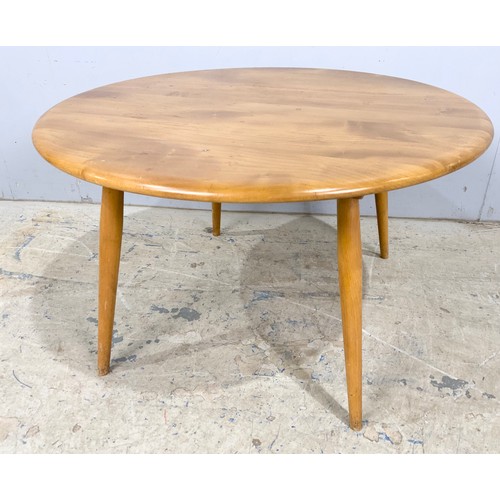 554 - ERCOL BLONDE ROUND TOP COFFEE TABLE 74cm DIAMETER