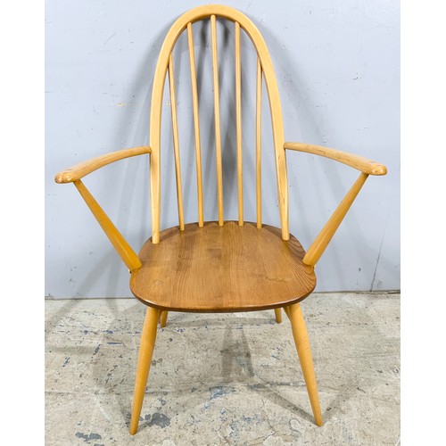 548 - SET OF ERCOL BLONDE QUAKER MODEL CHAIRS COMPRISING FIVE PLUS A CARVER