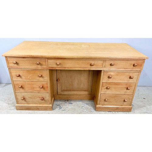 576 - HEALS OF LONDON TWIN PEDESTAL DESK 153cm x 66cm