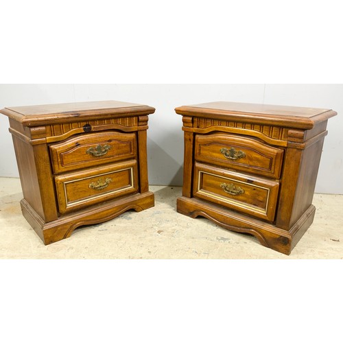 528 - PAIR OF BEDSIDE CABINETS 60cm TALL