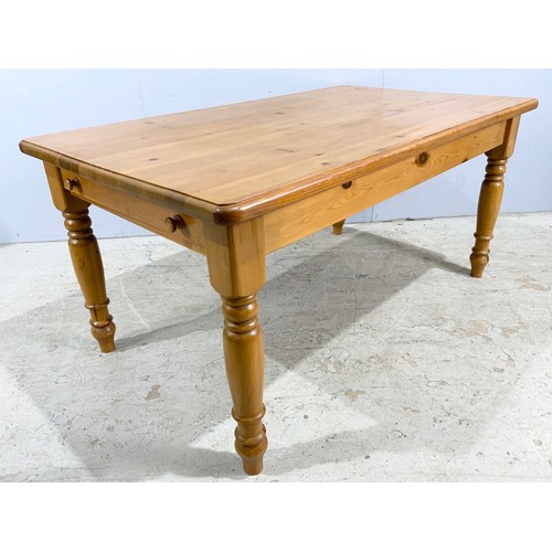 658 - MODERN PINE KITCHEN TABLE WITH A SINGLE LARGE DRAWER AT EACH END 159cm x 94cm