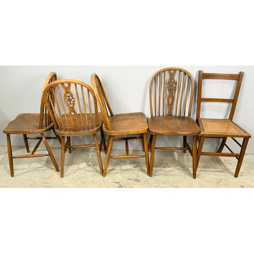 538 - 4 WHEELBACK CHAIRS & A MAHOGANY CANE SEATED CHAIR