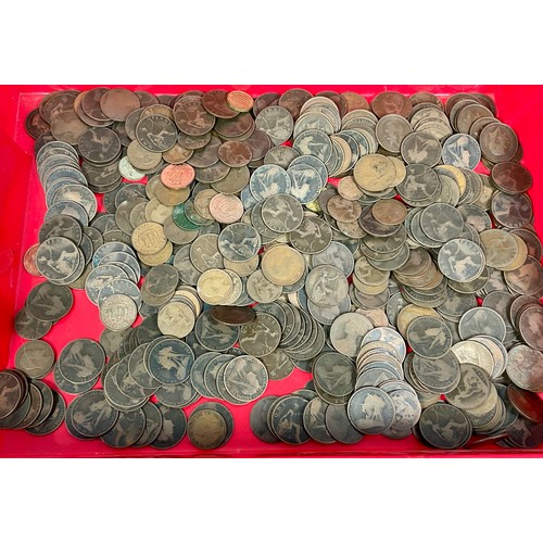 401 - COLLECTION OF COINS, MOSTLY PENNIES