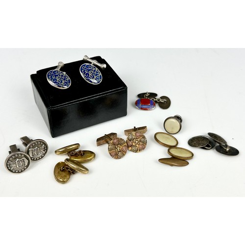 506 - QTY. MISC. SILVER AND OTHER CUFFLINKS