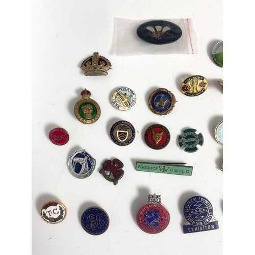 157 - MISC. ENAMELLED AND OTHER BADGES INC. LEDBURY HUNT SUPPORTERS, MIDDLETON TOWER 1954, WOMENS LAND ARM... 