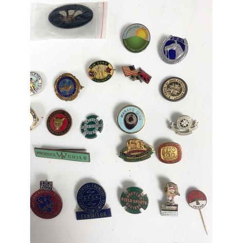 157 - MISC. ENAMELLED AND OTHER BADGES INC. LEDBURY HUNT SUPPORTERS, MIDDLETON TOWER 1954, WOMENS LAND ARM... 