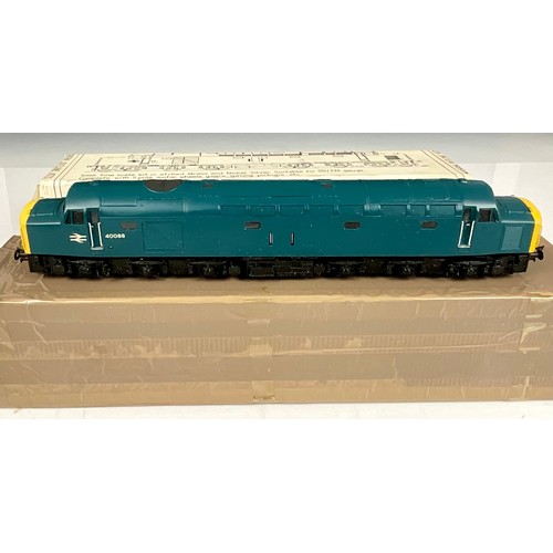 395 - 00 SCALE MODERN OUTLINE BUILT KIT, BR CLASS 40, 40088, IN BR BLUE