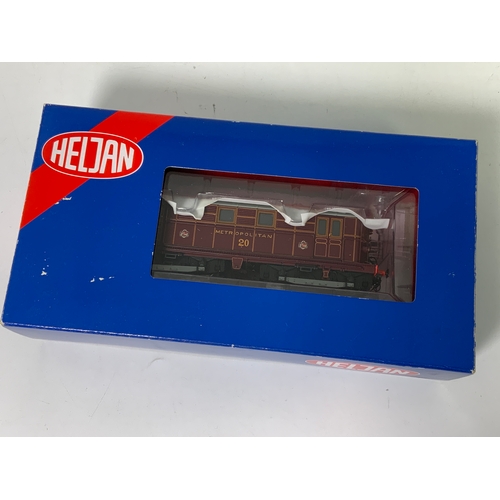 486 - HELJAN, BOXED 9000 LONDON TRANSPORT METROPOLITAN BO-BO NO 20 APPEARS UNUSED, 21 DCC READY