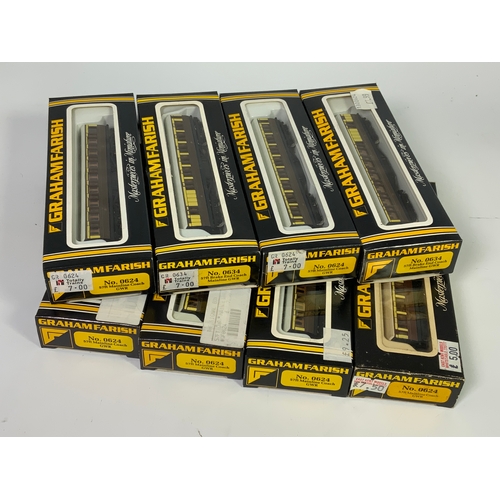 337 - GRAHAM FARISH N GAUGE COACHES, 8 BOXED GWR 57’ MAINLINE AS SHOWN