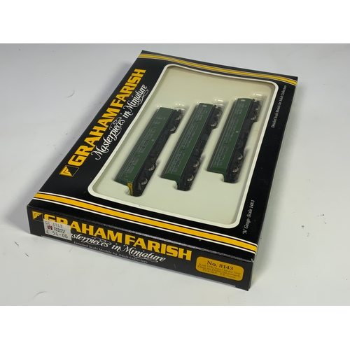 351 - GRAHAM FARISH BOXED, N GAUGE 3 CAR MET CAM DMU, 8143 BR GREEN