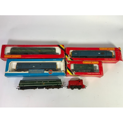 373 - HORNBY CLASS 47, MAMMOTH, CLASS 37, 37130, AIRFIX CLASS 31, 31401, PLUS U/B D5572 & RED DOCK SHUNTER