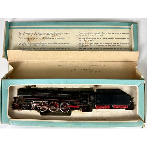 294 - MARKLIN, 3 BOXED LOCOMOTIVES, ALL EX LAYOUT 3048 SCHNELLZUGLOKOMOTIVE 4-6-2 PACIFIC, 3097 LOCOMOTIVE... 