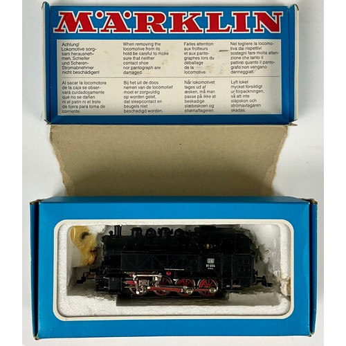 294 - MARKLIN, 3 BOXED LOCOMOTIVES, ALL EX LAYOUT 3048 SCHNELLZUGLOKOMOTIVE 4-6-2 PACIFIC, 3097 LOCOMOTIVE... 