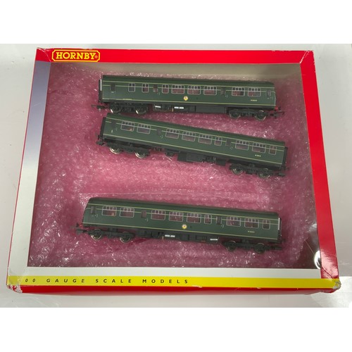 518 - DMU SELECTION, HORNBY PART BOXED MET-CAM CLASS 101 DMU, R2578, & HORNBY TRAIN PACK CLASS 110 CALDER ... 