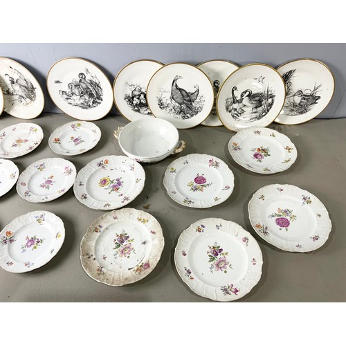 165 - PART SERVICE WITH FLORAL DECORATION & 8 BOEHM GAME SERIES 27cm PLATES