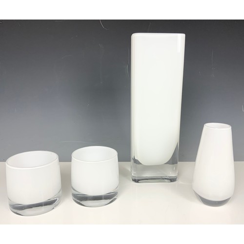 207 - 4 MODERN WHITE VASES TALLEST 30cm