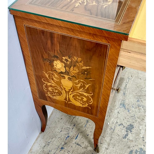 641 - ITALIAN MARQUETRY CHEST OF THREE DRAWERS WITH ORIGINAL SORRENTO RECEIPT