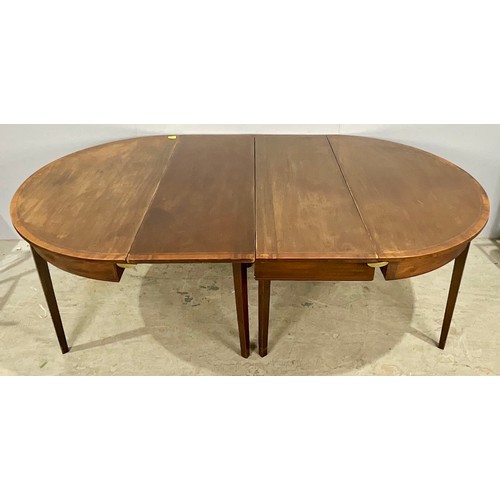 680 - D END MAHOGANY DINING TABLE . Length with leaves 214cm, width 126cm