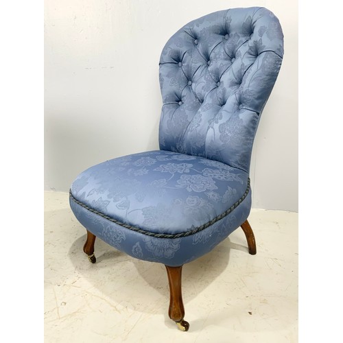 707 - TWO UPHOLSTERED CHAIRS, A VICTORIAN BUTTON BACK CHAIR AND A VICTORIAN ARMCHAIR